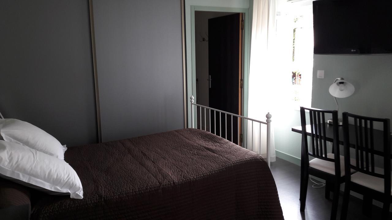 Bed and Breakfast Les Pierres Folles Rozier-en-Donzy Zewnętrze zdjęcie