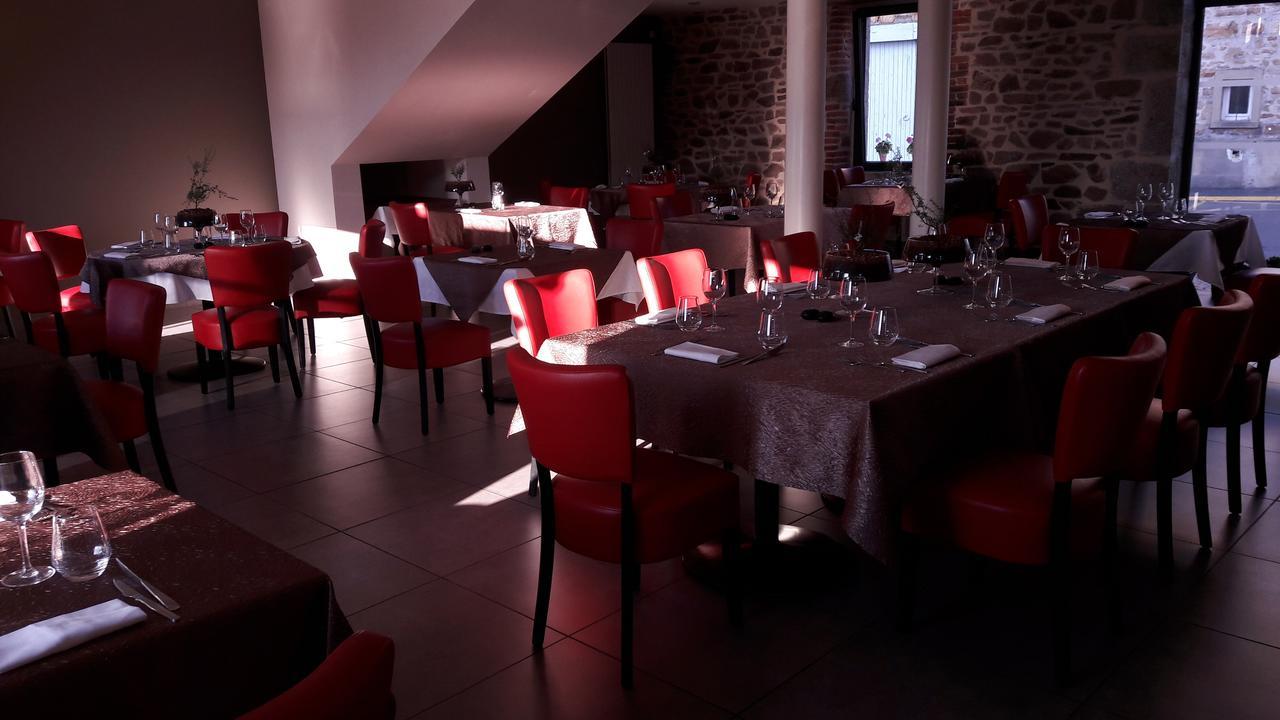 Bed and Breakfast Les Pierres Folles Rozier-en-Donzy Zewnętrze zdjęcie